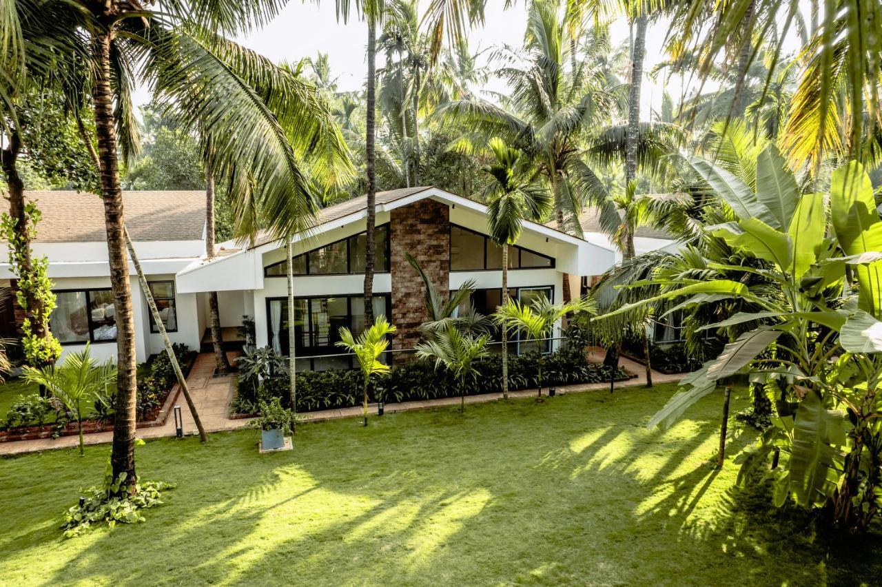 Coco Palms Resort, Дивеагар Экстерьер фото